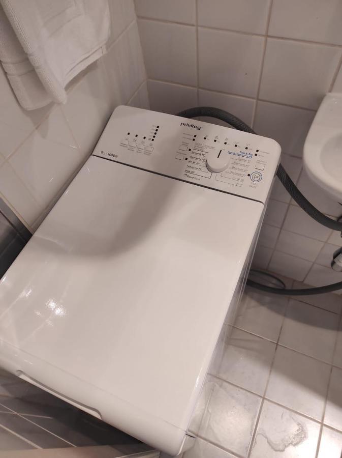 Backpacker Apartment Bahnhof Wien Eksteriør billede